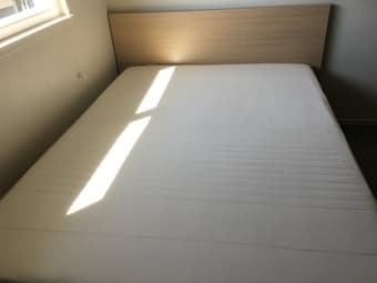 IKEA queen size mattress quite clean, with excellent condition 1