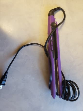 Hair straightener and Instyler 1