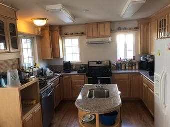 Seeking new housemate to join the facebook mansion! 2