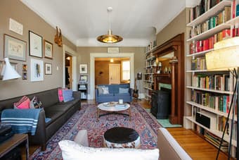 Room in bright and beautiful 3BR/1BA apartment at prime location! 3