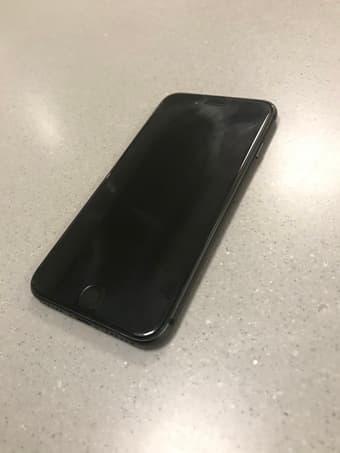 iPhone 8 64GB Space Gray 1