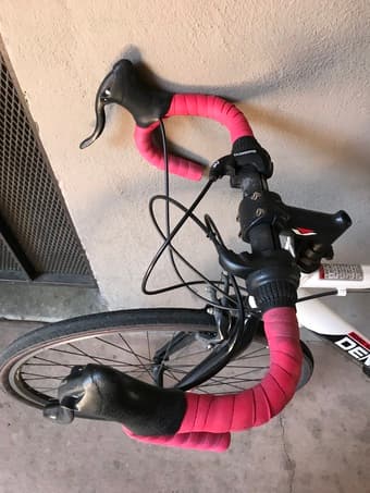 700c GMC Denali Road bike. 5'4″ to 5'9″. 2