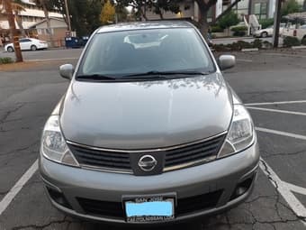 Nisan Versa 2009, Manual 4