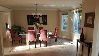Lovely home With Tall Ceilings, Private Entry Onto Balcony 3
