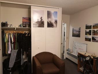 Dec-Mar sublet, furnished, on-campus housing. Stanford affiliation req 3