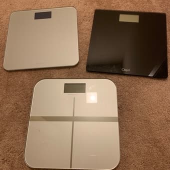 Weight scale, Selfie stick, Mirror with lights, Power strip, Hairdryer 1