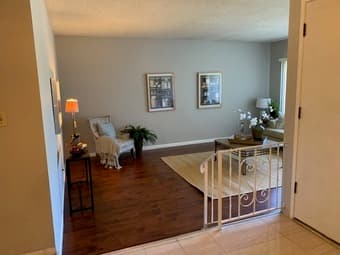 Beautiful room for rent -- Minutes from De Anza and Apple 1