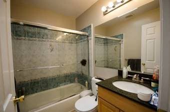 Room in a furnished 5BR/3.5BA just off of Oregon and Alma 1