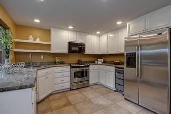 Private furnished bedroom & bathroom for rent in Sunnyvale 3