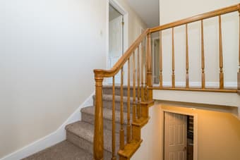 Locaste is a beautiful and spacious home in a quiet area! 3