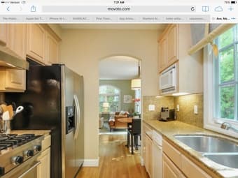 Spring Qtr.: Furnished 2 bedroom, 2 & ½ bath. Downtown Menlo Park. 1