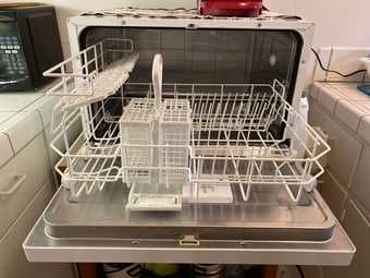 SPT countertop dishwasher 2