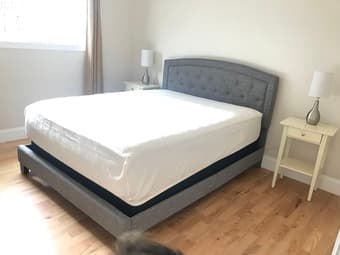 Sealy Queen Mattress with Pillow Top (nearly new) 2