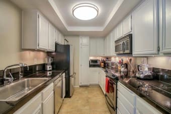 Renting master bedroom with bath in shared house in San Jose 3