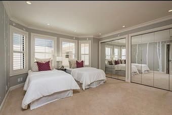 Beautiful Bedroom Available (PERFECT location) 2