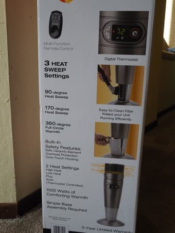 Ceramic space heater with remote and thermostat 2