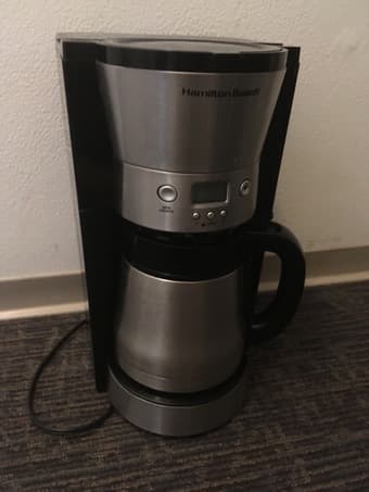 HAMILTON BEACH COFFEE MACHINE 1