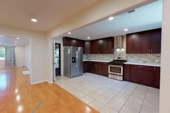 Room for rent in beautiful house :) 3