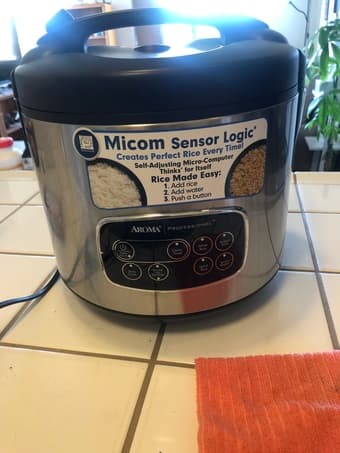 Rice Cooker and Food Steamer, Stainless 1