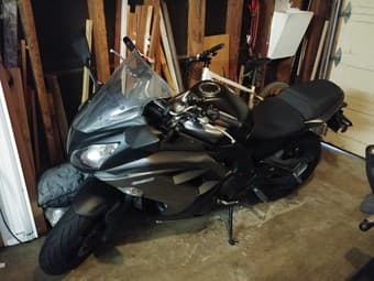 2014 kawasaki ninja 650 non abs 11K miles - $4,500 1