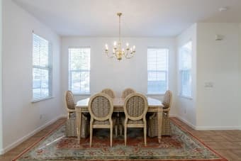 Great location - room for rent in East Palo Alto 1