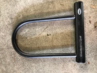 u lock and helmet 1