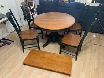 Dining table + four chairs (42 in) 1