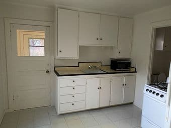 2-bed rooms (unfurnished) for rent 3