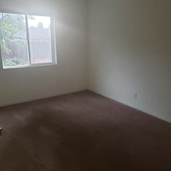 Room for rent in 4BR/2BA home (Move in by April 1) - $1,100 @stanford 2