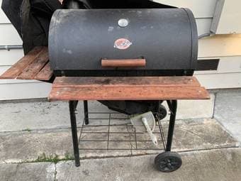 charcoal BBQ grill 1