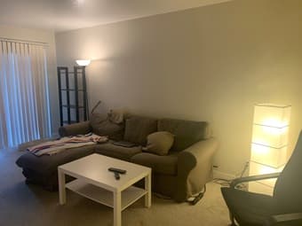 Stanford student or recent grad roommate wanted - $1,550 @stanford.edu 1