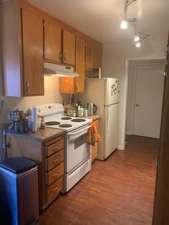 Stanford student or recent grad roommate wanted 3