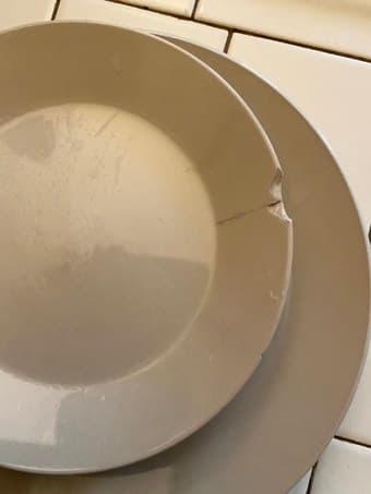 Set of 4 IKEA dinner plates, dessert plates, & bowls -- $10 2