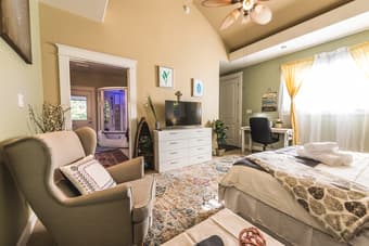 Palo alto West Meadow Dr Furnished Luxury Studio start from 03.15 2