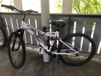 26 inch wheels, 21 speeds, mountain bike 1