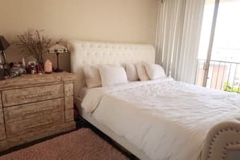 Bright 1BR/1BA fully furnished apartment downtown SF 2