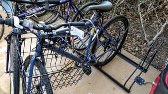 Bike with basket, front + back light and two locks for sale 2
