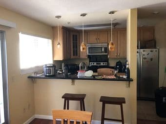 Spacious Bedroom In A Lavish 3Bed 2.5Bath Townhouse Near Downtown Sunn 3