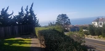 Room for rent in large, beautiful Pacifica home w ocean views 1