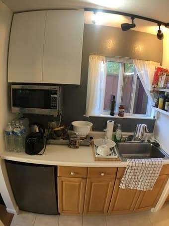$2,200 Furnished 1 bedroom detached Cottage in Los Altos 2