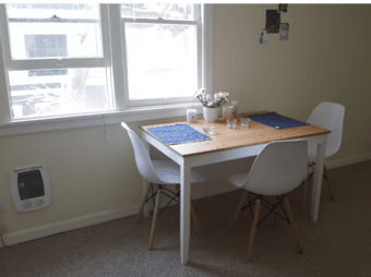 Room in beautiful flat in downtown Palo Alto - May 1st 2