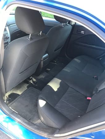 2011 Mercury Milan for sale excellent condition 3