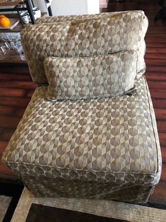 Accent Sofa Chair for sale! 2