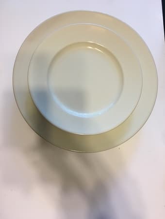 Plates (3 small, 4 large) 2