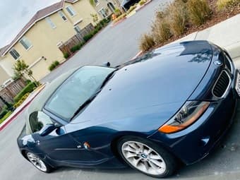 2004 BMW Z4 convertible 2.5 L Blue sports car 1