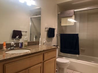 Palo Alto living room w/ private balcony - 12 min bike ride to campus 2