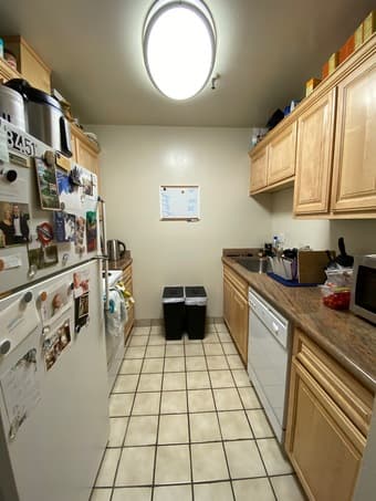 1BR/1BA near Campus Available Any Time, Fully Furnished 3