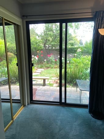 Fully furnished room w/ priv garden entrance 3