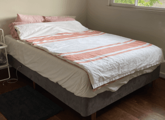 Eco-friendly NestBedding mattress+USB frame (used <1 year, queen size) 1