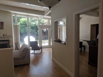 Private Room in RWC, available Now to Jul 31 possible lease renewal 1